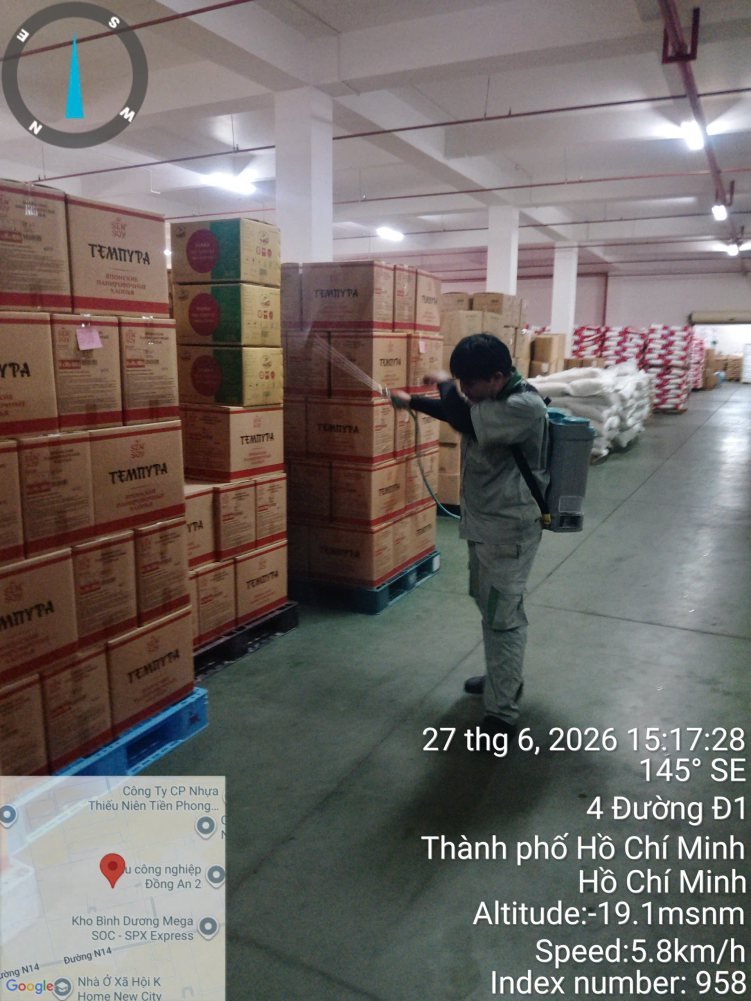 Xử lý côn trùng tại khu kho thùng carton trong nhà máy