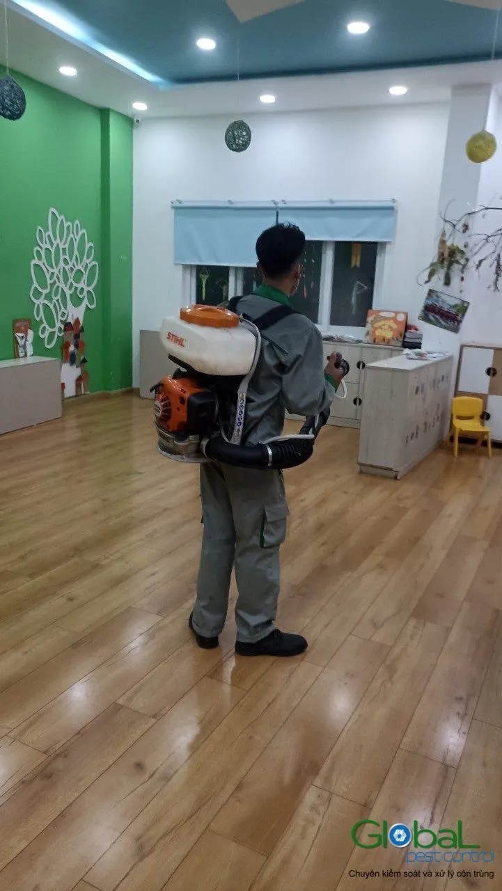 Phun diệt côn trùng định kỳ (đợt 10) — ảnh 17